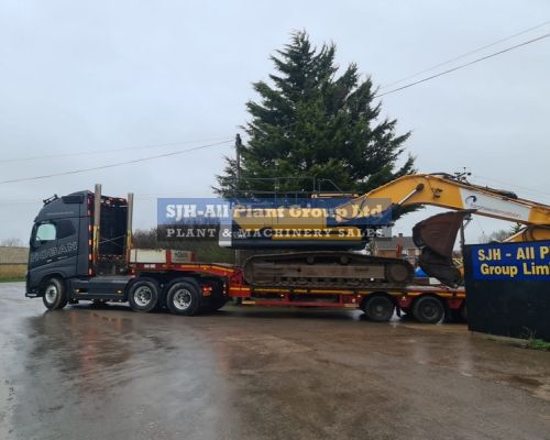 HYUNDAI HX330 SOLD TO UK