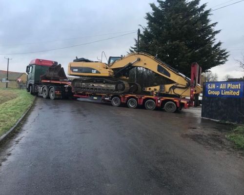 CAT 330D SOLD TO UK