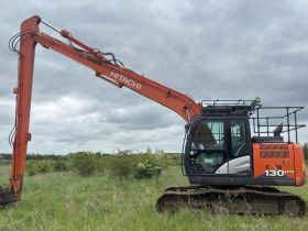Image of a used Hitachi ZX130LCN-6 LONG REACH