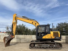 Image of a used Liugong CLG915E