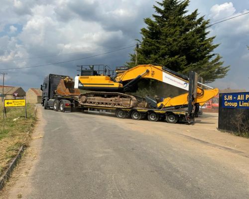 HYUNDAI HX520 SOLD TO UK