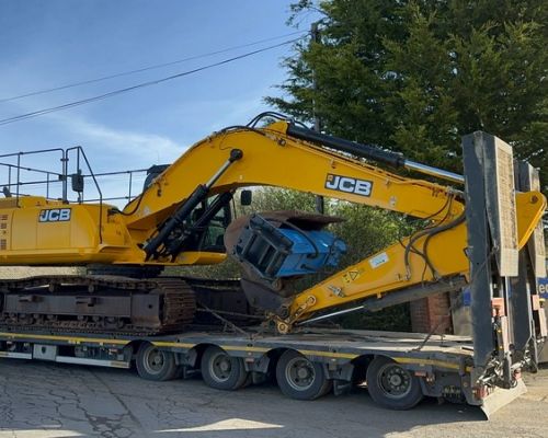 JCB JS370 SOLD TO JAMAICA