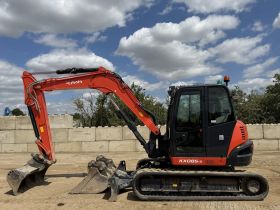 Image of a used Kubota KX085-5