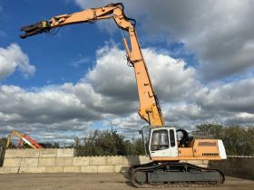 Image of a used Liebherr R944 V Demolition High Reach Excavator