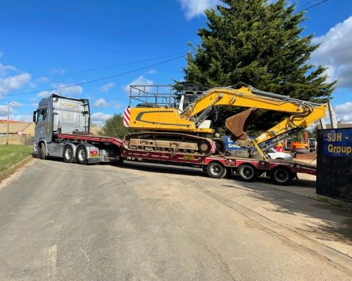 LIEBHERR R922 SOLD TO IRELAND
