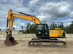 Image of a used JCB JS220 LC