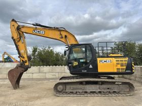 Image of a used JCB JS220 LC