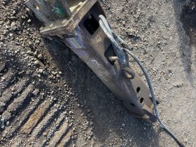 Image of a used Hydraulic Breaker (To suit 5-8T)