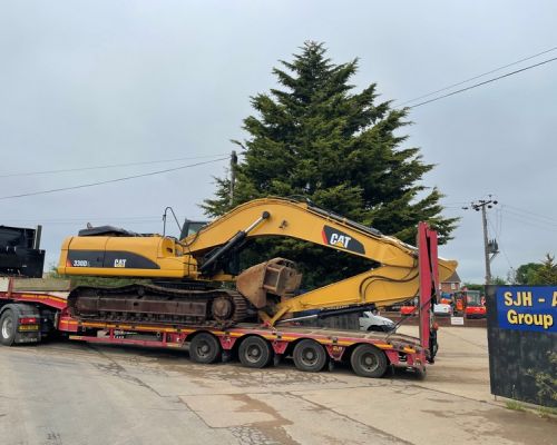 CAT 330DL SOLD TO GUINEA