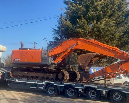 HITACHI ZX210 SOLD TO IRAQ & TECHNO ALPIN SOLD TO ITALY