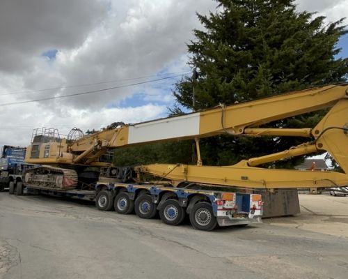 KOMATSU PC490 HRD ON HIRE TO THE UK
