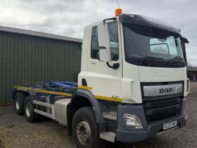 Image of a used DAF CF340 , 6 WHEEL HOOK LOADER