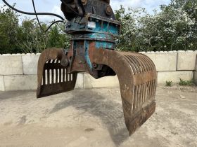 Image of a used VTN Rotating selector Grab To suit 26-35T Excavator