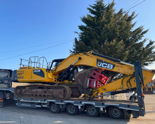 JCB JS360 SOLD TO JAMAICA