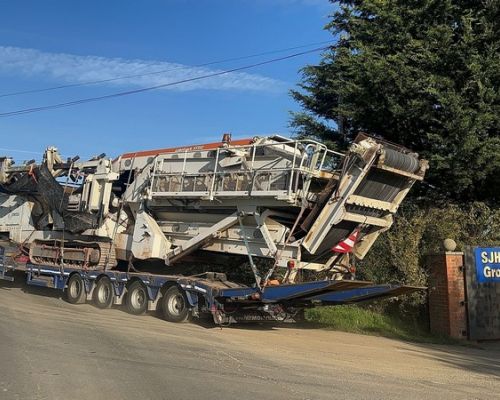 METSO LOKOTRACK ST352 3 WAY SCREENER