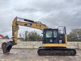 Image of a used Caterpillar 325FL
