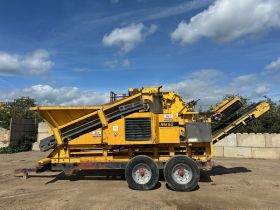 Image of a used Rubble Master RM60 Hook loader crusher