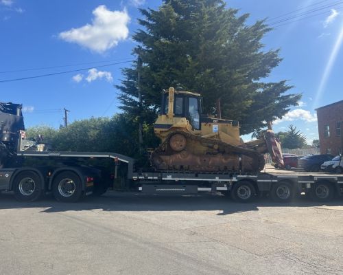 CATERPILLAR D5H DOZER SOLD TO THE UK