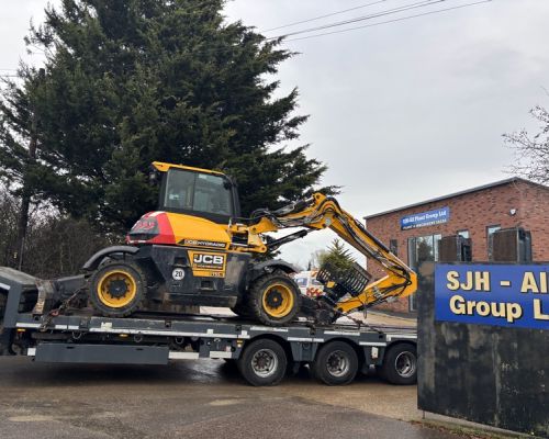 JCB HYDRADIG SOLD TO THE UK