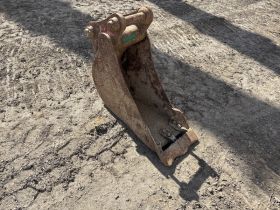 Image of a used Bucket 45mm Pin ( 5 - 8 Ton Excavator) 12 Inch