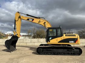 Image of a used Caterpillar 20T Excavator