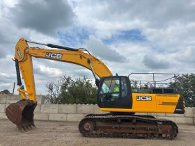 Image of a used JCB JS330 LC