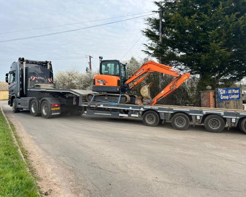 DOOSAN DX63 SOLD TO UK