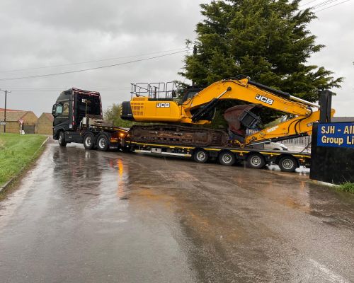 JCB JS370 SOLD TO JAMAICA
