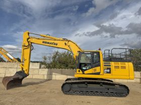 Image of a used Komatsu PC210LC-11