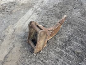 Image of a used Ripper Tooth 65mm Pin (12-18 ton Excavators)