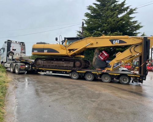CAT 330DL SOLD TO A CUSTOMER IN NIGERIA