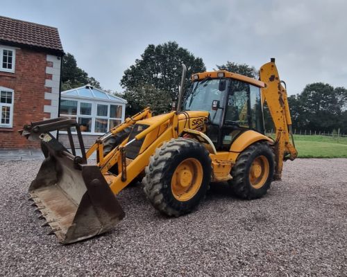 JCB 4CX SOLD TO UK