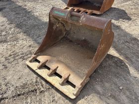Image of a used Bucket 65mm Pin (12 - 16 Ton Excavator) 42 inch