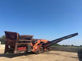 Image of a used Extec Turbotrac 2 Deck 3 way screener