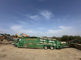 Image of a used McCloskey 621 RE Trommel Screener