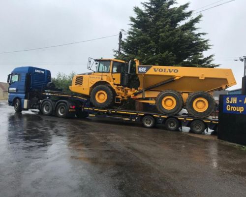 2x VOLVO A30E SOLD TO UK