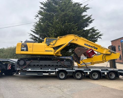 KOMATSU PC240 SOLD TO SAINT LUCIA