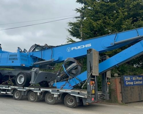 FUCHS MHL350 SOLD TO THE UAE