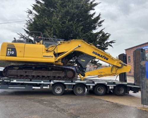 KOMATSU PC210 SOLD TO THE UNITED STATES OF AMERICA