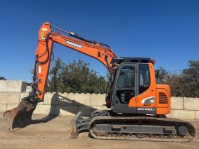Image of a used Doosan DX140LC-5