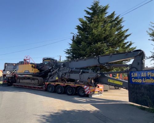 VOLVO EC380EL SOLD TO UK