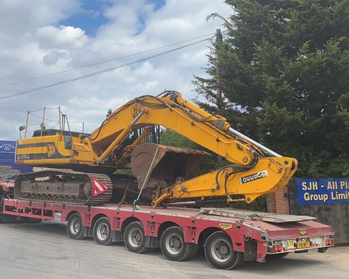JCB JS330LC SOLD TO GHANA