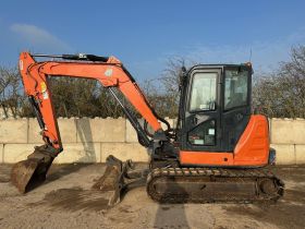 Image of a used Hitachi ZX65 USB-6 CLP