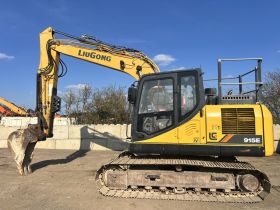 Image of a used Liugong 915E