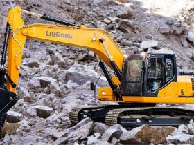Image of a used Liugong CLG924E
