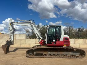 Image of a used Takeuchi TB290-2 BOGMASTER