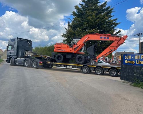 FIAT HITACHI EX150W SOLD TO UAE