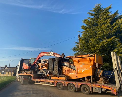 PORTAFILL SCREENER AND KUBOTA KX080 SOLD TO UK