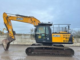 Image of a used JCB JS220 LC